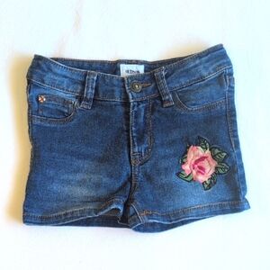 hudson floral embroidered stretch denim jean shorts size 4 girls